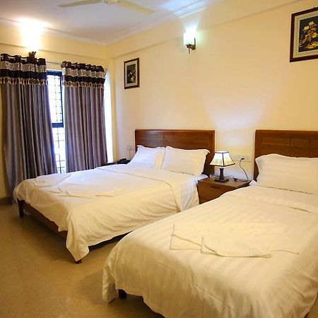 The Lounge Business Hotel Bangalore Exterior foto